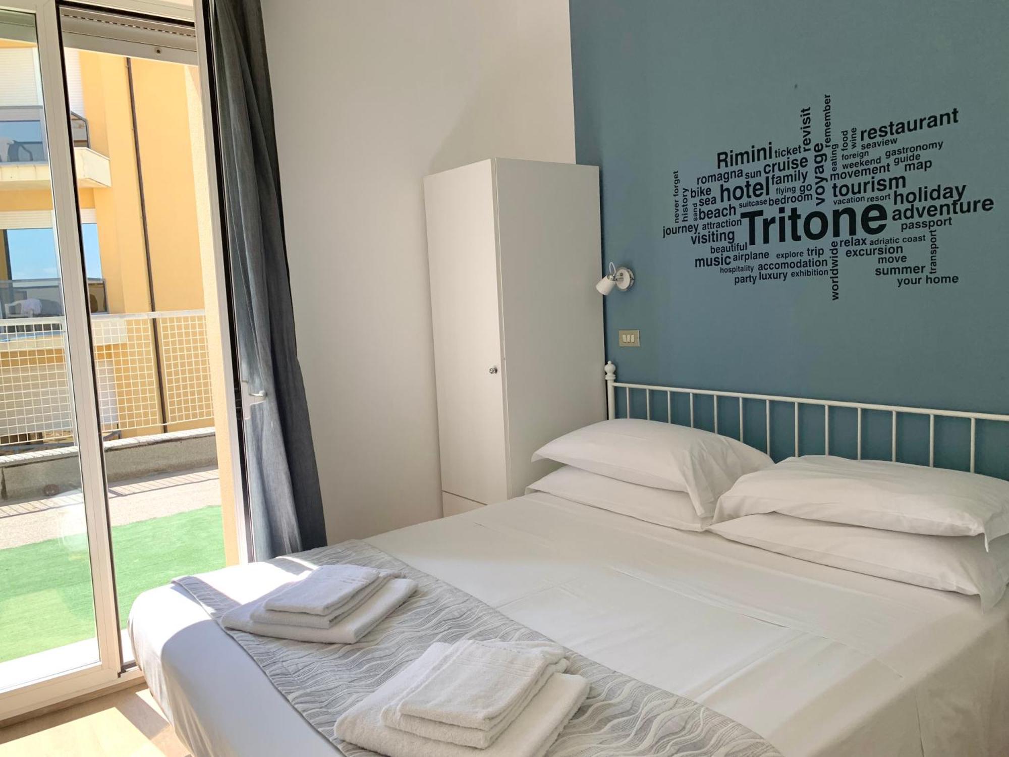 Hotel Tritone Ріміні Номер фото