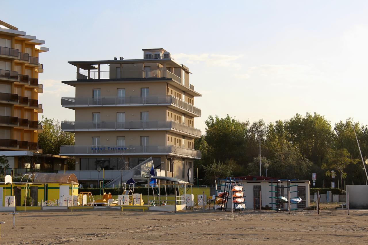 Hotel Tritone Ріміні Екстер'єр фото